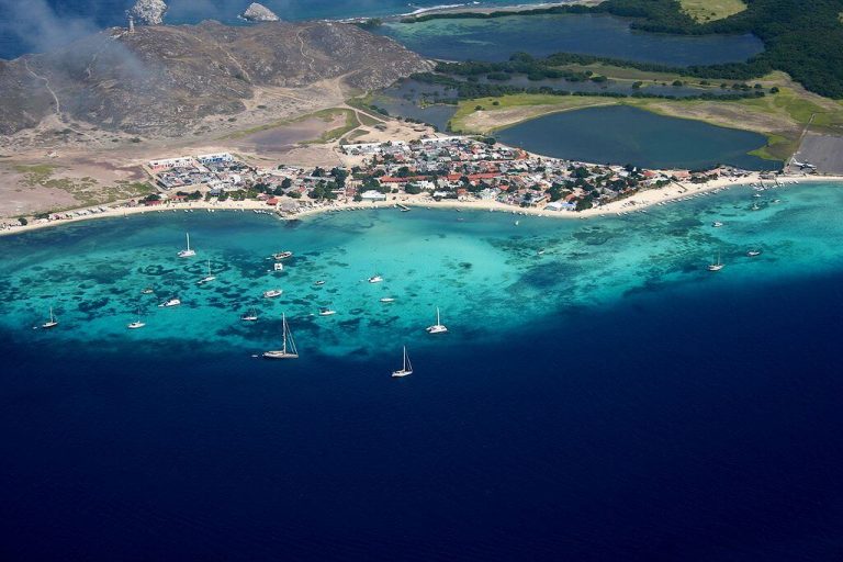 Los Roques Archipelago National Park, Venezuela - Get That Right